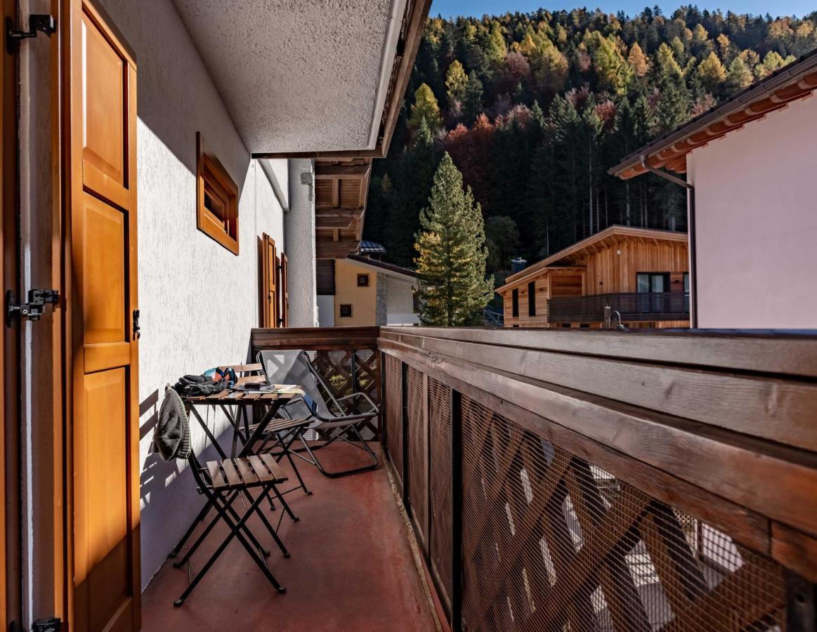 Hotel Italo Мадонна-ди-Кампильо Экстерьер фото